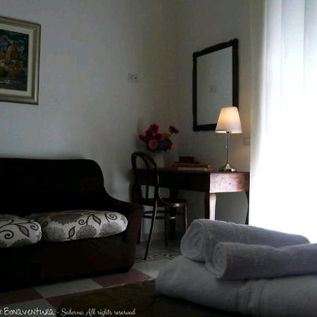 Bed & Breakfast Bonaventura Salernes Extérieur photo